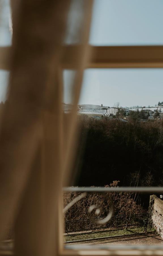 Il Castello Di Bubbio Hotel Екстериор снимка